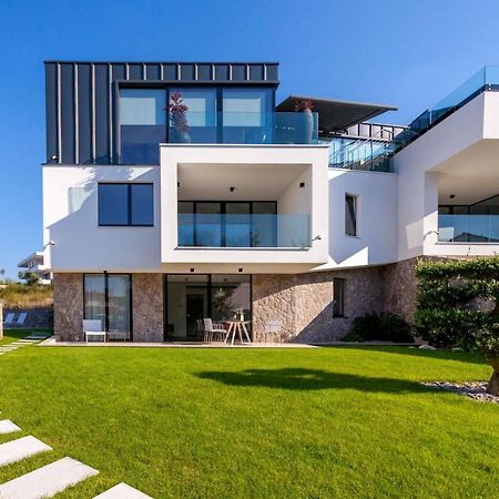 De Luxe Apartments Elisa Malinska Εξωτερικό φωτογραφία